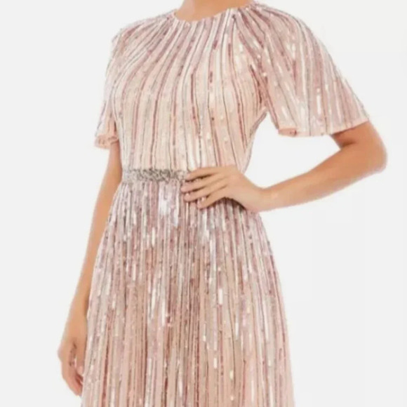 Mac Duggal Dresses & Skirts - Mac Douggal Sequin Flutter-Sleeve Gown Women’s Rose Sz8  *FLAW* #001